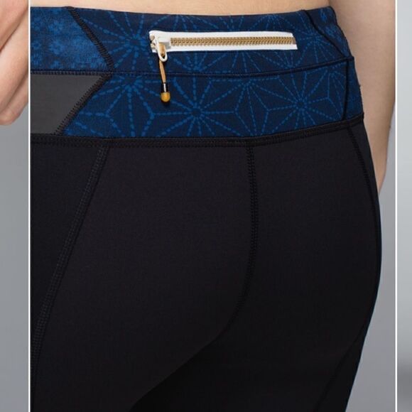 Lululemon Run: Inspire Crop II *Sashiko - Picture 8 of 12
